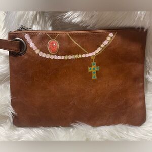 Layered Necklaces Clutch